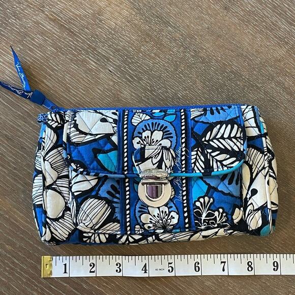 Vera Bradley Blue Bayou Push Lock Wristlet Purse Bag - Picture 5 of 6